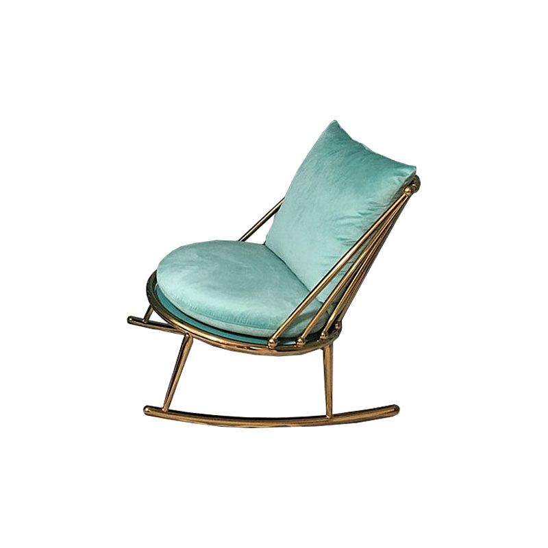 Sedia a dondolo di divano in stile glam che alimenta la sedia a dondolo con ottomana