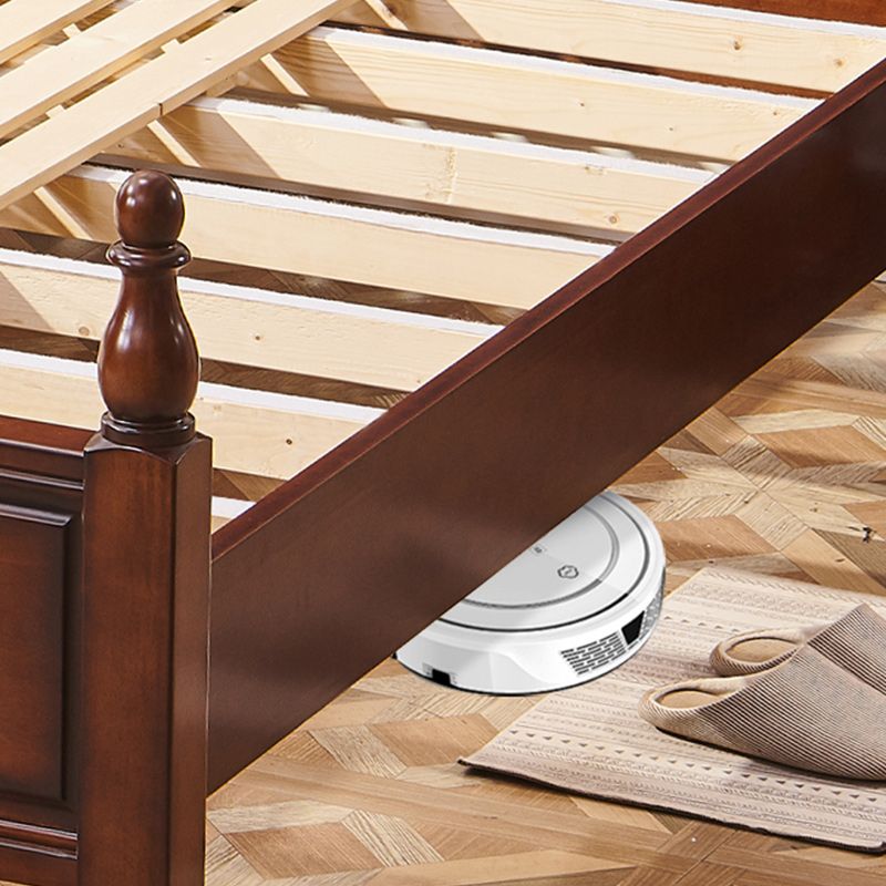 Letto tradizionale a pannello in legno massello marrone letto a grandezza naturale con conservazione