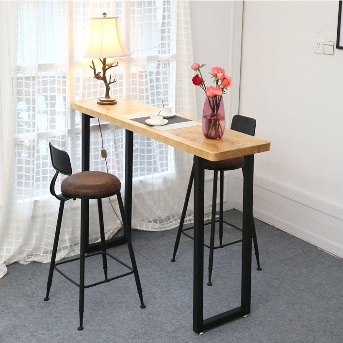 Light Brown Modern Style Bar Table Solid Wood Bar Table with Metal Base Clearhalo 'Bar Furniture' 'Bar Tables' 'bar_tables' 'furn' 'furn_bar_tables' 'Furniture' 'furniture_bar_tables' 'Kitchen & Dining Furniture' 1200x1200_00b348d5-6b49-46dd-a0bb-3433b86a1d46