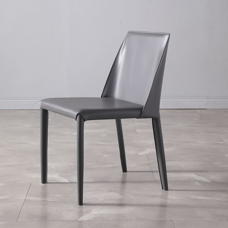 Silla lateral de espalda baja con patas de cuero silla de comedor contemporánea de metal para el hogar