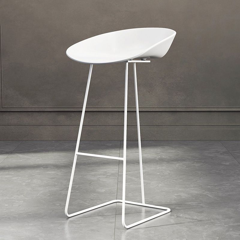 Modern Armless Backrest Counter Stool Iron Bar Stool with Acrylic Seat and Pedal Clearhalo 'Bar Furniture' 'Bar Stools' 'bar_stools' 'furn' 'furn_bar_stools' 'Furniture' 'furniture_bar_stools' 'Kitchen & Dining Furniture' 1200x1200_00c54891-3dc9-42ad-9f64-4c9849d1a5fb