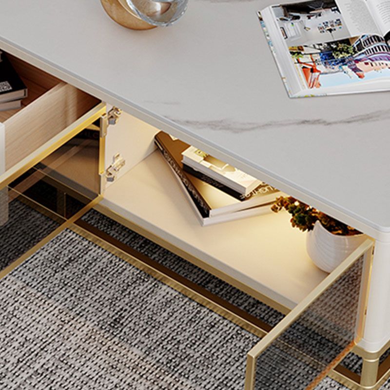 Console multimediale per i media televisivi contemporanei