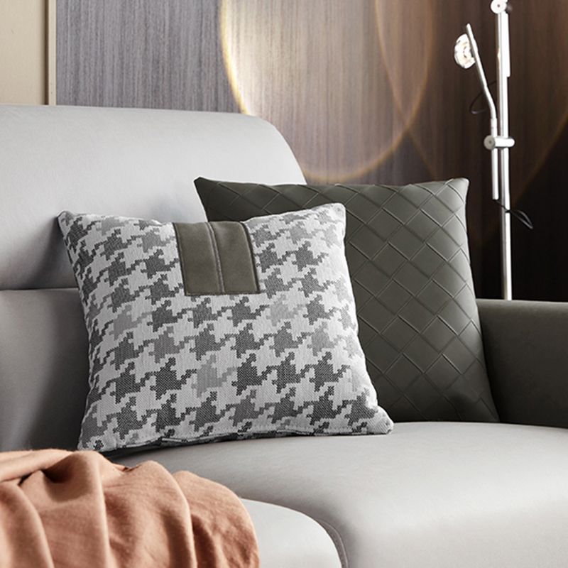 Sofá de brazo cuadrado en madera sólida con almohada cosida de cuero sintético