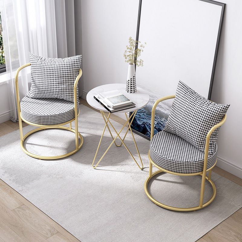 Nordic Style Metal Dining Room Chair Upholstered Arm Chairs for Restaurant Use Clearhalo ' kitchen&dining_furn' 'Dining Chairs' 'Dining Tables & Seating' 'dining_chair' 'furn' 'furn_dining_chair' 'Furniture' 'furniture_dining_chair' 'Kitchen & Dining Furniture' 'kitchen' 1200x1200_00fdc9ee-84fd-4d8c-96f8-818f9ed36230