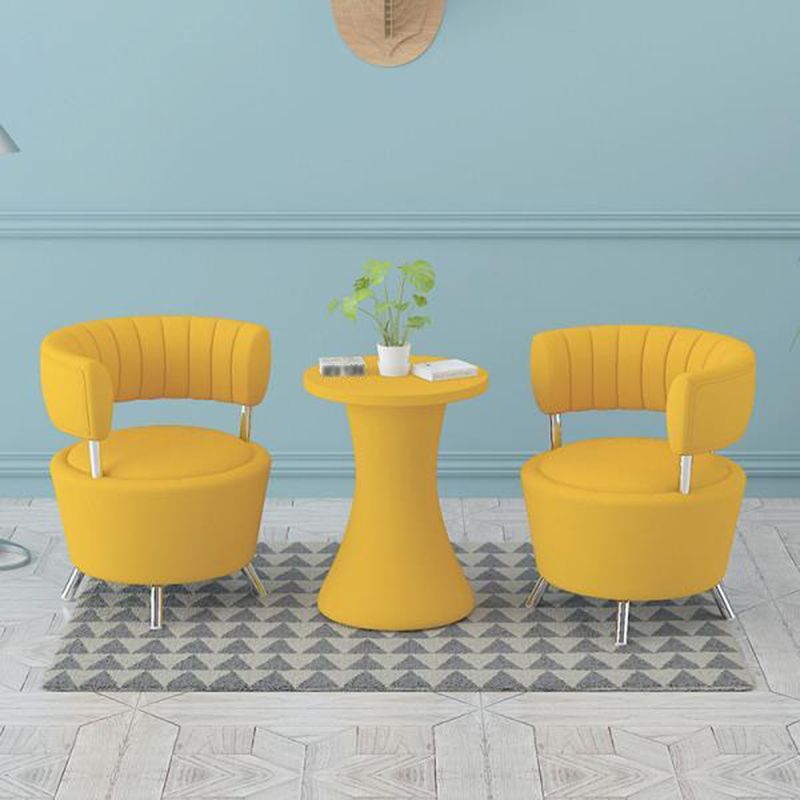 Chaise en cuir fausse 25,19 "L x 23,22" W x 27,55 "H Chaise sans bras