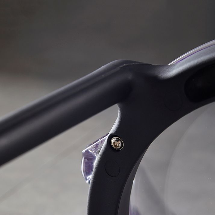 Contemporary Plastic Restaurant Side Chair Clear Open Back Dining Chair Clearhalo ' kitchen&dining_furn' 'Dining Chairs' 'Dining Tables & Seating' 'dining_chair' 'furn' 'furn_dining_chair' 'Furniture' 'furniture_dining_chair' 'Kitchen & Dining Furniture' 'kitchen' 1200x1200_011714df-7299-47eb-b117-6c3152817461