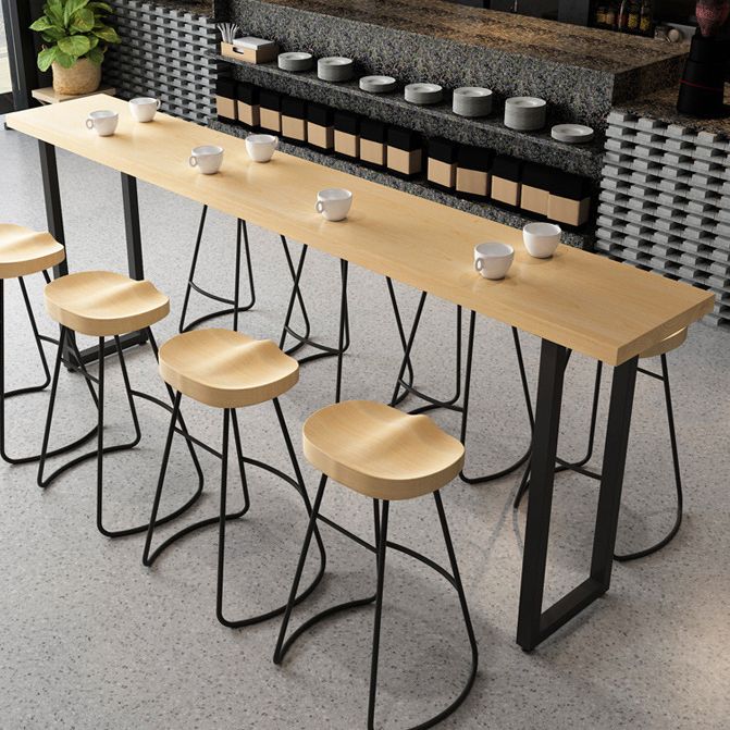 Solid Wood Bar Dining Table Industrial Bar Table with Sled Base in Black Clearhalo 'Bar Furniture' 'Bar Tables' 'bar_tables' 'furn' 'furn_bar_tables' 'Furniture' 'furniture_bar_tables' 'Kitchen & Dining Furniture' 1200x1200_01475579-0019-4c54-88b8-aebb96390e38