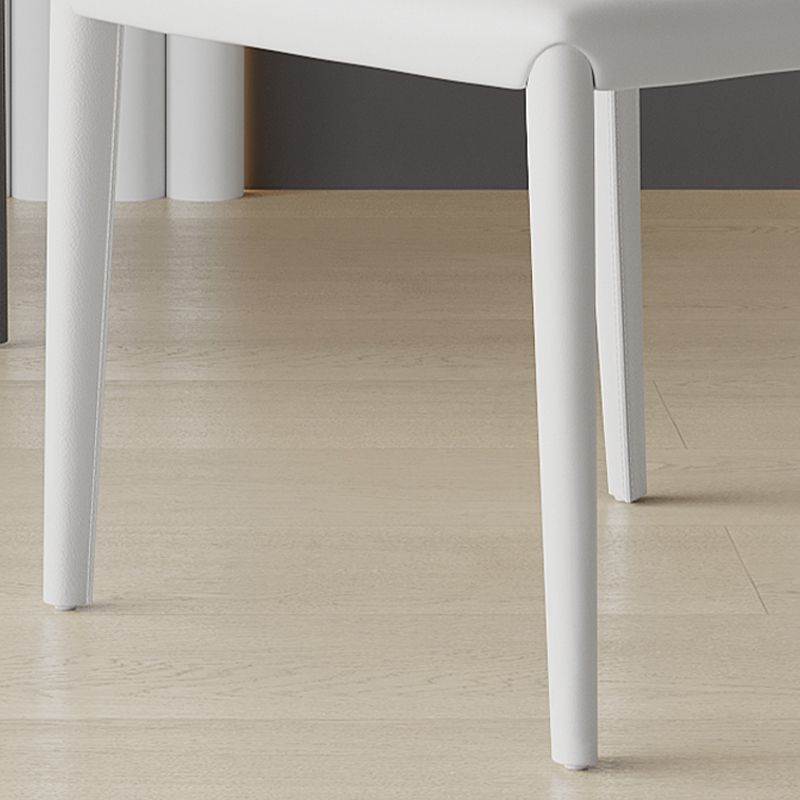 Sillas de comedor sin brazo de la espalda baja silla lateral moderna de cuero falso