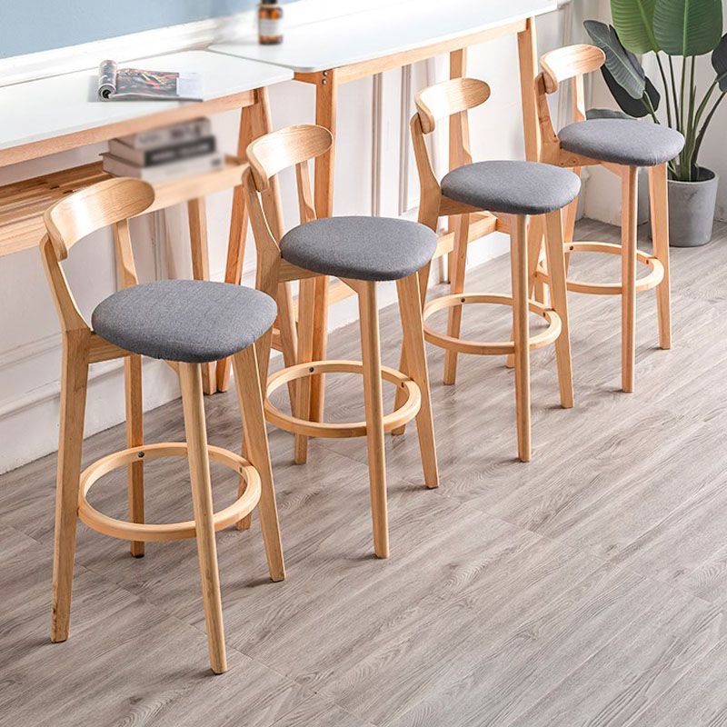 Contemporary Solid Wood Barstool Indoor Bar Stool with Low Back and Footrest Clearhalo 'Bar Furniture' 'Bar Stools' 'bar_stools' 'furn' 'furn_bar_stools' 'furniture_bar_stools' 'Kitchen & Dining Furniture' 'kitchen&dining_furn' 'kitchen' 'kitchen_furn' Furniture' 1200x1200_01536d7f-ca66-42c9-a534-9e6cabede711