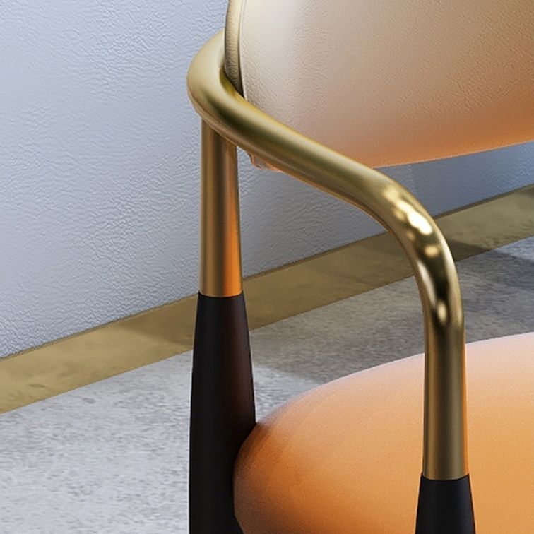 Zeitgenössischer Küchen -Esstuhl schwarze Beine gepolsterter Armstuhl