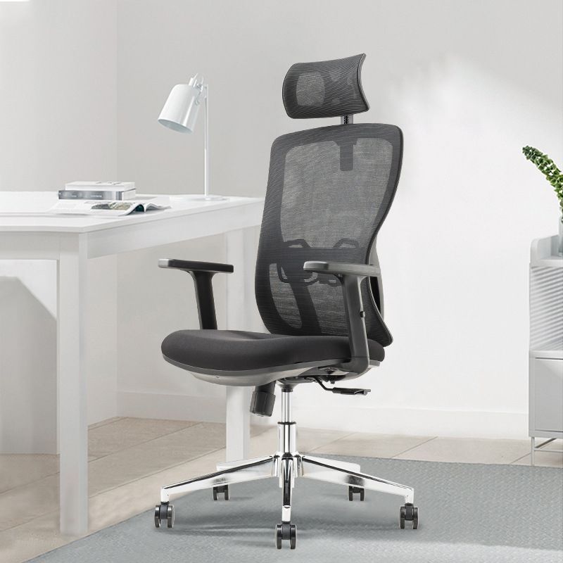 Moderne zwarte bureaustoel vaste armen verstelbare stoelhoogte bureau stoel met wielen