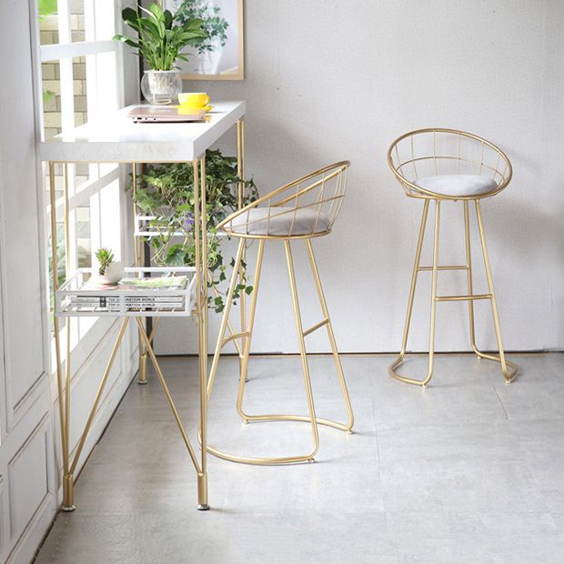 Contemporary Round Bar and Counter Stool Metal Stool with Sled Base Clearhalo 'Bar Furniture' 'Bar Stools' 'bar_stools' 'furn' 'furn_bar_stools' 'Furniture' 'furniture_bar_stools' 'Kitchen & Dining Furniture' 1200x1200_02d1198f-fa87-482c-88e3-f6762ba30a7b