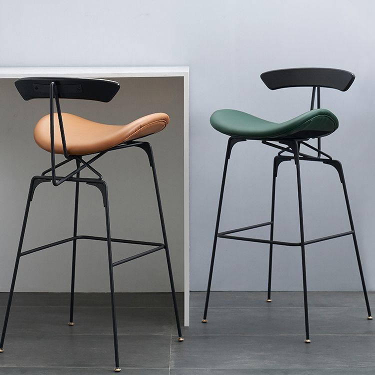 31.50" Industrial Bar and Counter Stool Low Back Stool with 4 Legs in Black Clearhalo 'Bar Furniture' 'Bar Stools' 'bar_stools' 'furn' 'furn_bar_stools' 'furniture_bar_stools' 'Kitchen & Dining Furniture' 'kitchen&dining_furn' 'kitchen' 'kitchen_furn' Furniture' 1200x1200_02d21ce5-ba33-4e84-b88e-6bca480512c6