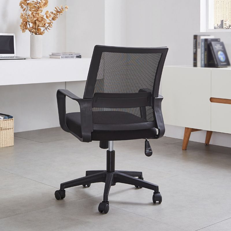 Modern Mesh Desk Chair Ergonomic Home Office Fixed Arms Office Chair Clearhalo 'furn' 'furn_office_chair' 'Furniture' 'Office Chairs' 'Office Furniture' 'office_chair' 1200x1200_02d72f13-6ff0-477c-89ef-03eb40213ae9