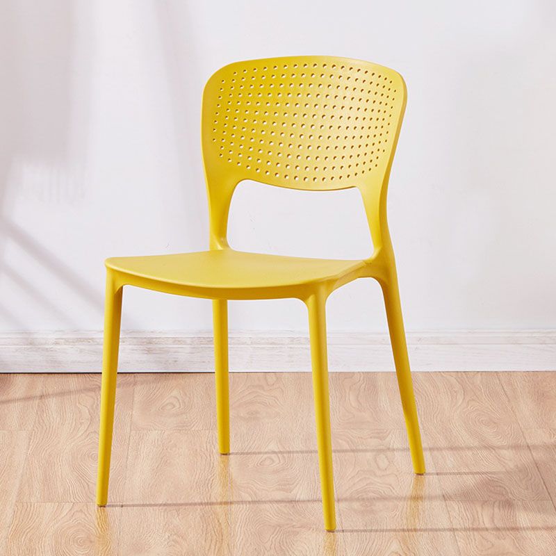 Chaise de salle à manger en plastique moderne meubles côté salle à manger arrière en finition mate pour intérieur