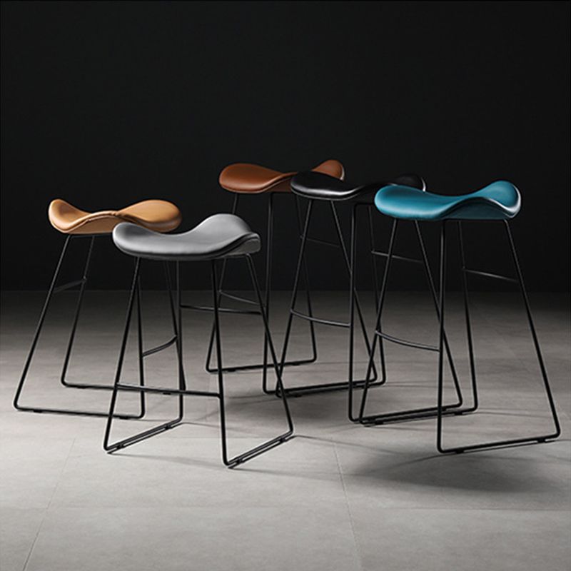 Contemporary Armless Backless Counter Stool Iron Bar Stool with Footrest Clearhalo 'Bar Furniture' 'Bar Stools' 'bar_stools' 'furn' 'furn_bar_stools' 'Furniture' 'Kitchen & Dining Furniture' 1200x1200_02f8aad5-e25e-45d5-9892-6e7549ddf522