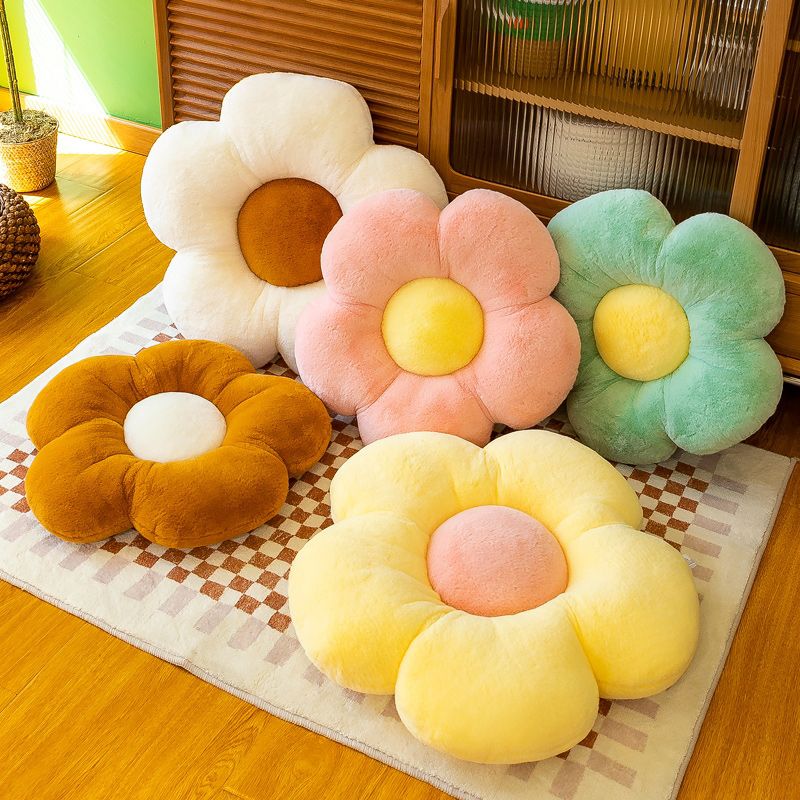 Contemporary Pouf Ottoman Velvet Upholstered Tear Resistant Flower Shape Ottoman Clearhalo 'furn' 'furn_ottomans_poufs' 'Furniture' 'Living Room Furniture' 'Ottomans & Poufs' 'ottomans_poufs' 1200x1200_031d5e38-8440-4595-8b7b-e74a7c1e7e37