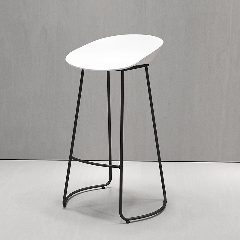 Modern Style Metal Bar Stool with Footrest and Low Back Cafe Creative Bar Stool Clearhalo 'Bar Furniture' 'Bar Stools' 'bar_stools' 'furn' 'furn_bar_stools' 'furniture_bar_stools' 'Kitchen & Dining Furniture' 'kitchen&dining_furn' 'kitchen' 'kitchen_furn' Furniture' 1200x1200_034ffd8f-7297-4144-bc17-eeaa5f097df0