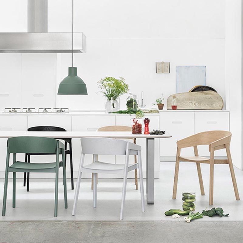 Sedia a braccio da pranzo in legno sedia da pranzo moderna con gambe in legno