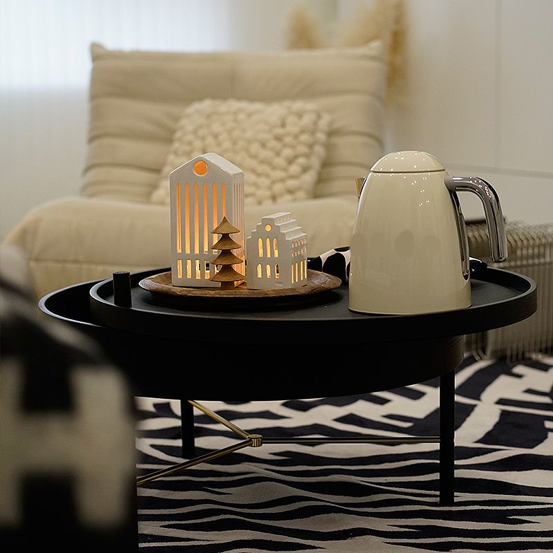 Scandinavian Round 1 Single Coffee Table Solid Wood Cocktail Table Clearhalo 'Coffee & Accent Tables' 'Coffee Tables' 'coffee_tables' 'furn' 'furn_coffee_tables' 'Furniture' 'Living Room Furniture' 1200x1200_04262e7f-b5cb-4efc-ab46-f95cb0c5f83d