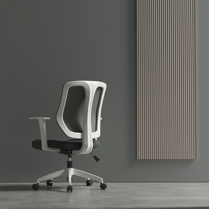 Silla de oficina moderna altura del asiento ajustable brazos fijos silla giratoria con ruedas