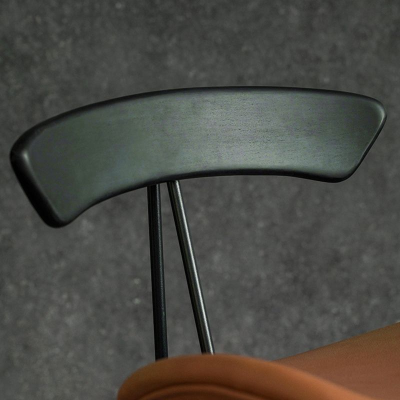 Black Iron Bar Stool Industrial Style Low Back Counter Stool with Saddle Seat Clearhalo 'Bar Furniture' 'Bar Stools' 'bar_stools' 'furn' 'furn_bar_stools' 'furniture_bar_stools' 'Kitchen & Dining Furniture' 'kitchen&dining_furn' 'kitchen' 'kitchen_furn' Furniture' 1200x1200_04dae11c-c4fc-4adf-85e5-04e45f4e50b9
