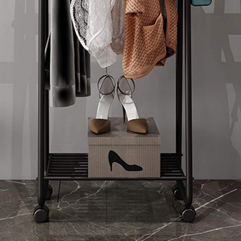 Hermosa estante de almacenamiento de diseñadores de estanterías de reverso de metal con castores