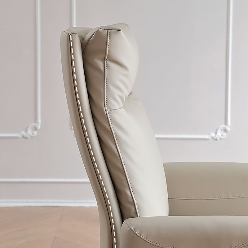 Silla moderna de gerente de brazos fijos Silla ajustable en altura con ruedas
