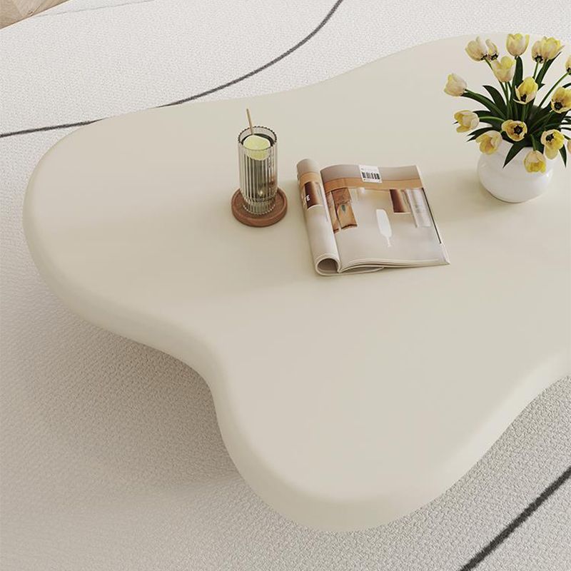 Table basse simple moderne sans table basse à 4 pieds de forme libre pénible