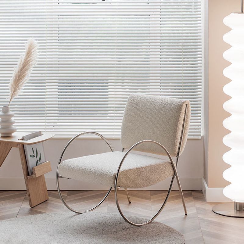 Platta per accento rotondo contemporaneo Platta sedia a braccio posteriore fisso bianco per soggiorno