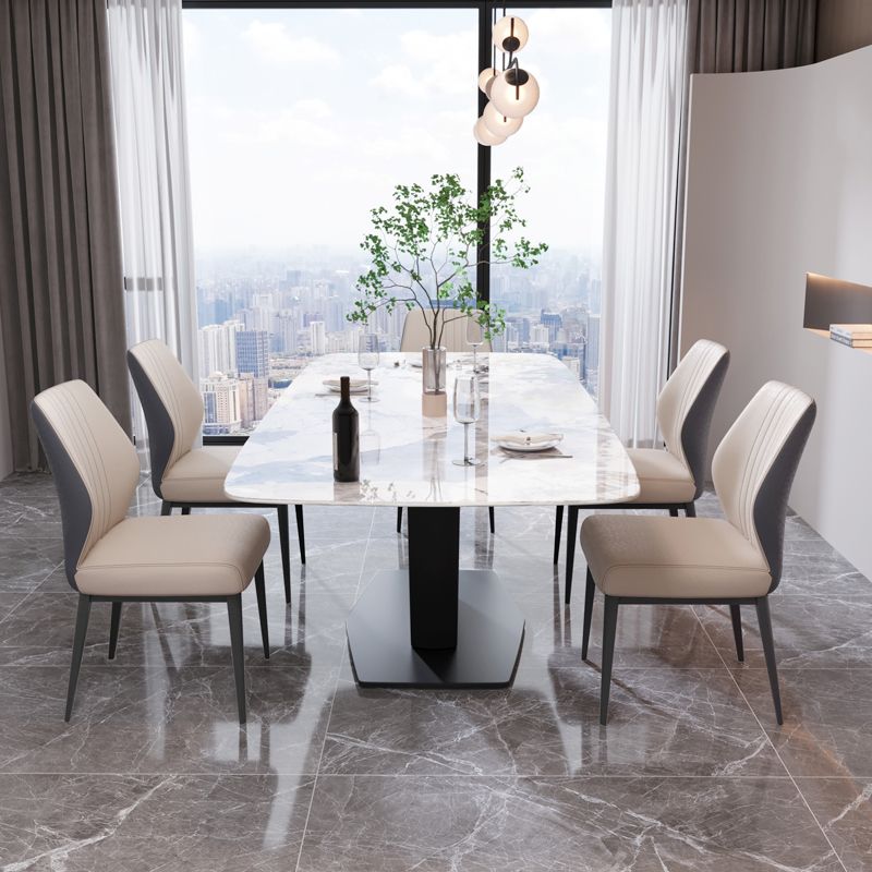 Tavolo da pranzo in metallo in pietra in pietra sinterizzato moderno con sedie