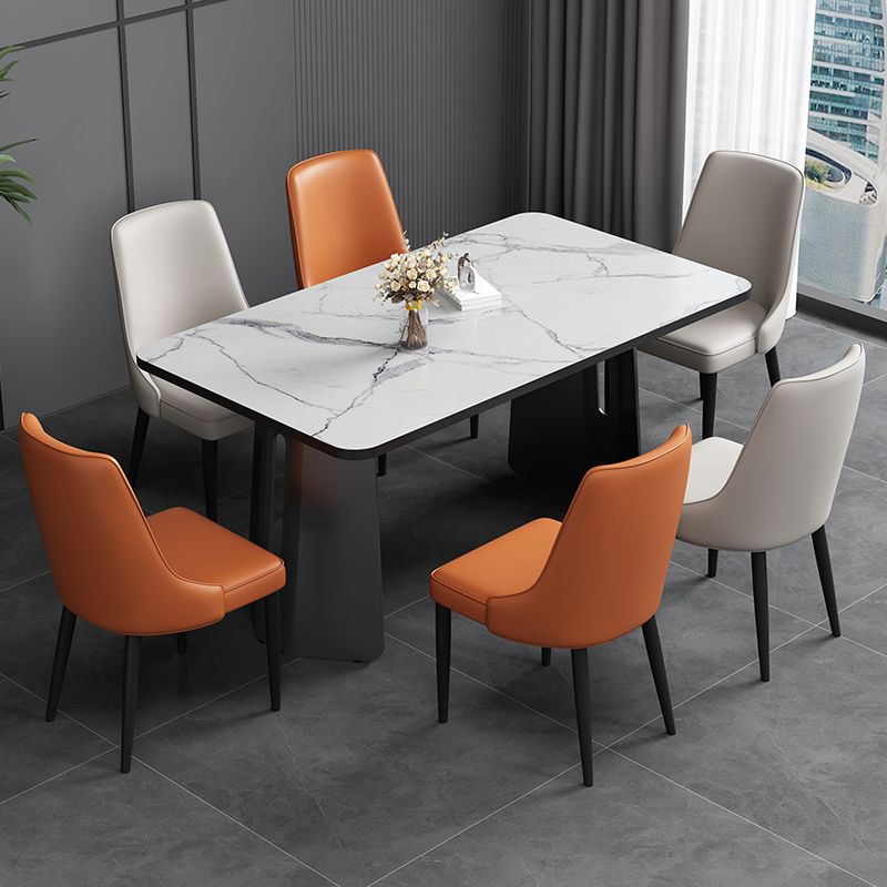 Silla lateral simple moderna silla de comedor de cuero sintética con base de metal para dormitorio