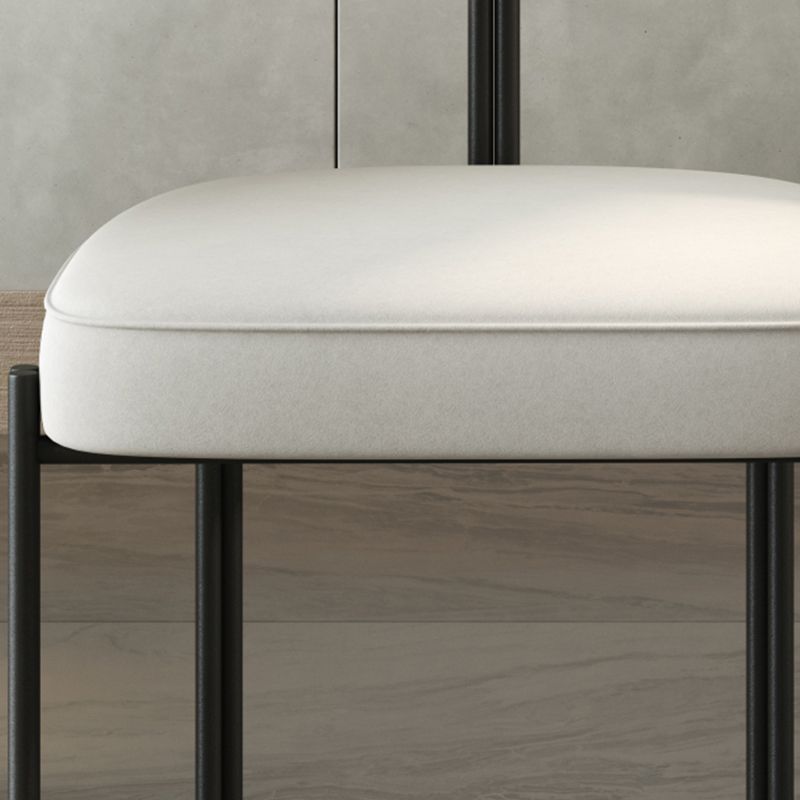 Silla lateral de estilo industrial Silla de comedor de metal de espalda para el hogar