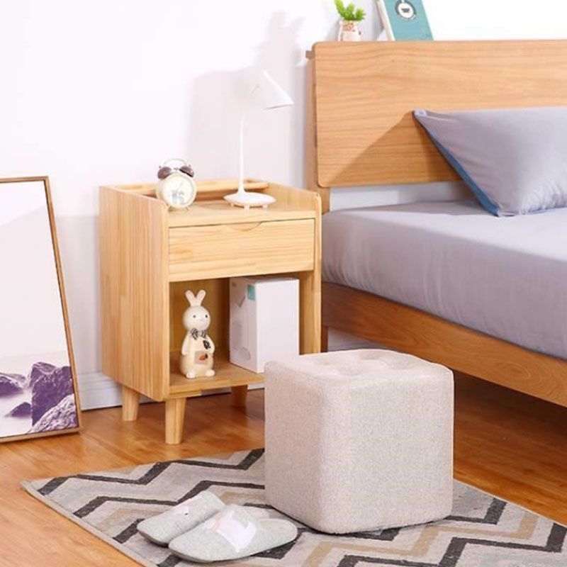 Zeitgenössische Quadratform -Würfel -Leinenmischung gepolsterte Osmanische