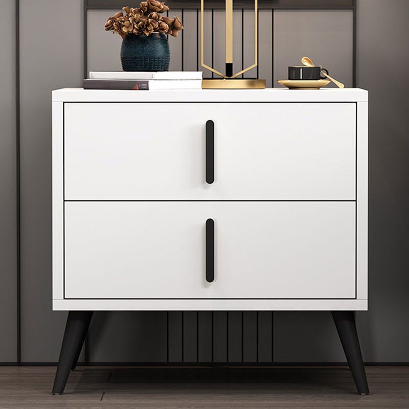 Les tiroirs de chevet de lit en bois d'ingénierie comprennent la table de chevet pour la chambre