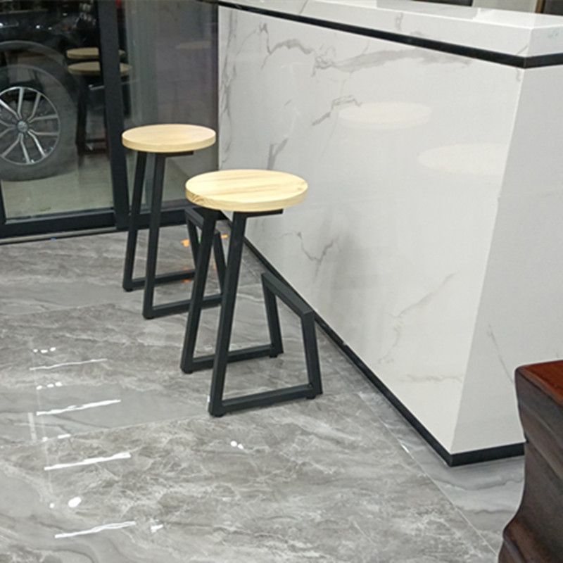 Modern Style Iron Bar Stool with Footrest Bristol Creative Bar Stool (set of 2) Clearhalo 'Bar Furniture' 'Bar Stools' 'bar_stools' 'furn' 'furn_bar_stools' 'furniture_bar_stools' 'Kitchen & Dining Furniture' 'kitchen&dining_furn' 'kitchen' 'kitchen_furn' Furniture' 1200x1200_07ad1c0e-00dd-45d1-b112-5ed14324958f