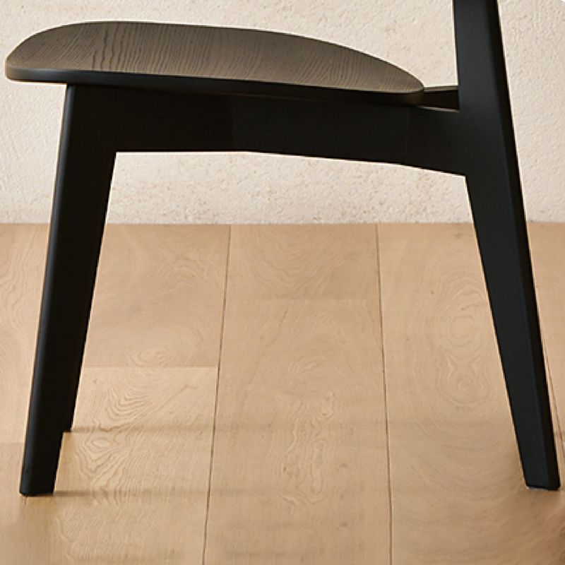 Industriële vaste houten armloze stoel keuken eetstoel zijkant