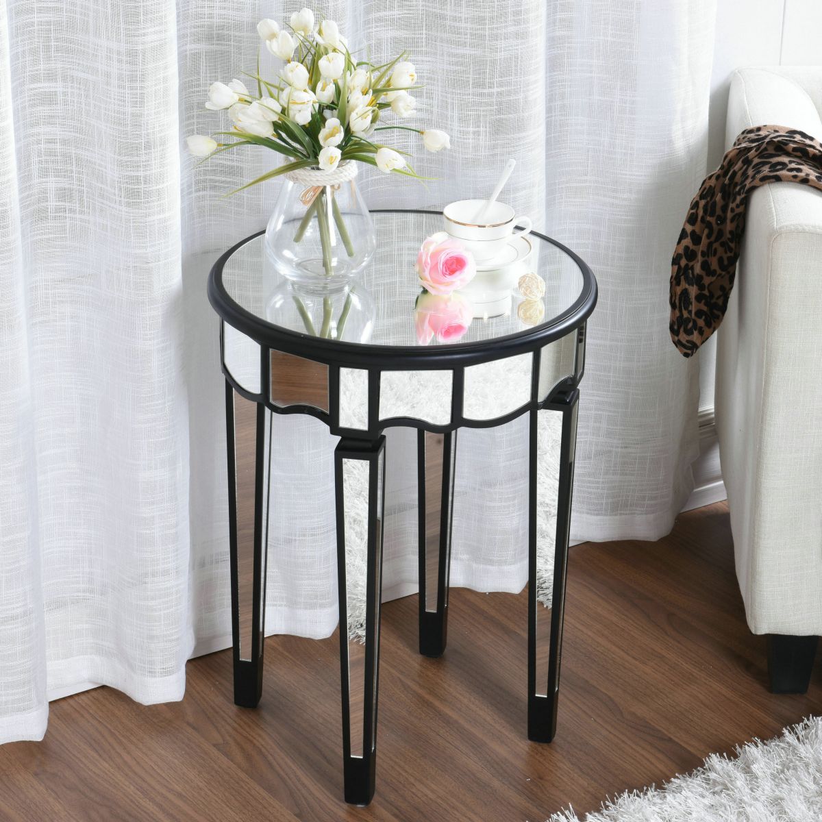 Round Glass Top Side End Table Modernistic Solid Wood 4 Legs End Table Clearhalo 'Coffee & Accent Tables' 'End & Side Tables' 'end_side_tables' 'furn' 'furn_end_side_tables' 'Furniture' 'Living Room Furniture' 1200x1200_07ee2624-a5b4-4d7f-aae9-d9fe9d562463