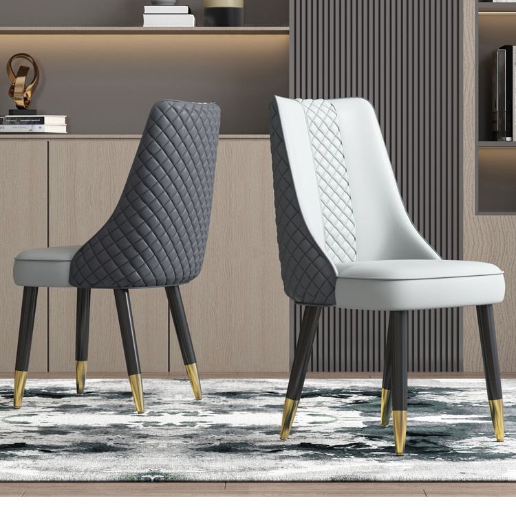 工業スタイルのダイニングチェアフェイクレザーキッチンの椅子と木製の脚