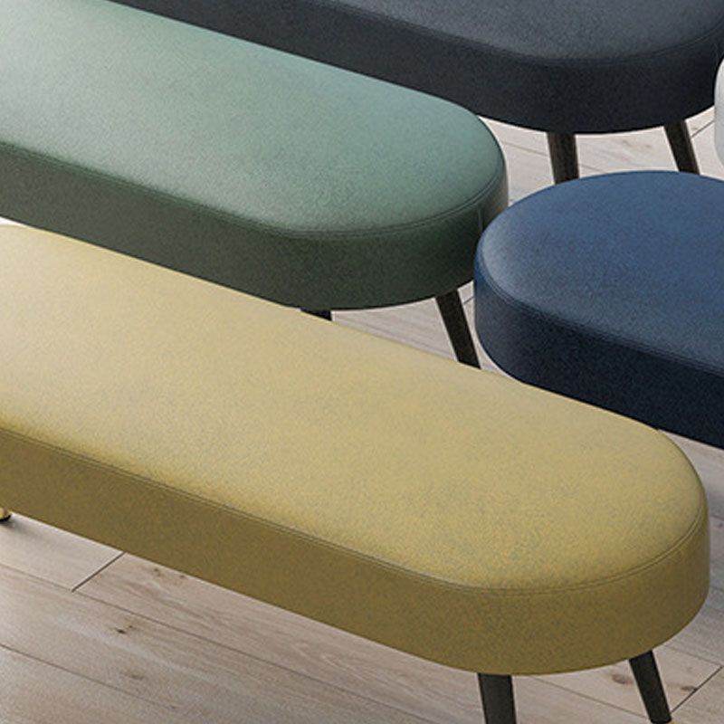 Banc de banc rembourré contemporain avec des jambes en métal avec des jambes métalliques