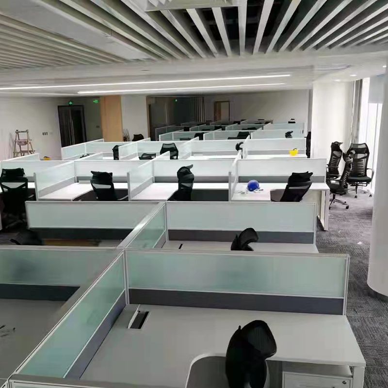 Silla de escritorio negra moderna con silla de oficina en casa alta y de espalda giratoria