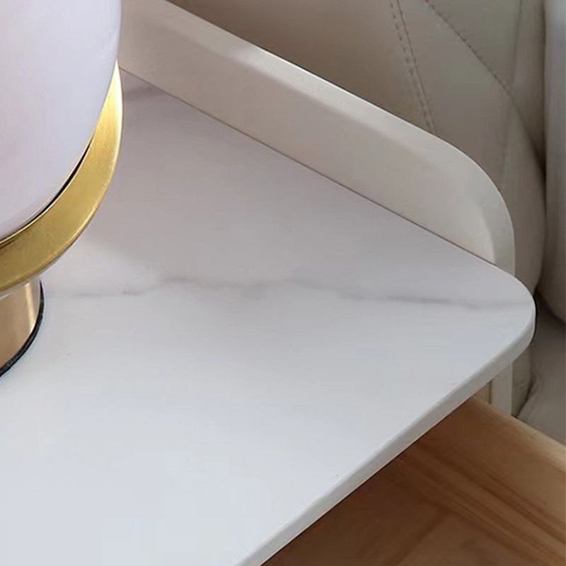 Tablette de nuit en bois à deux titres de 20 "de haut avec les jambes