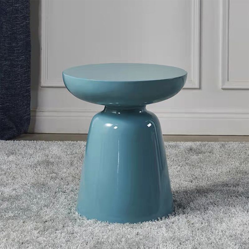 15.75" W x 15.75"D  x 17.72" H Side End Table Round Pedestal Side Table