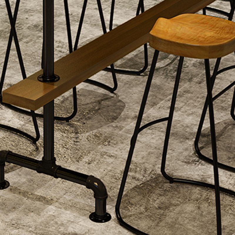 Rechteckige Stangenhöhe Tisch schwarze Beine und Metallbasis -Bistro -Stangentisch