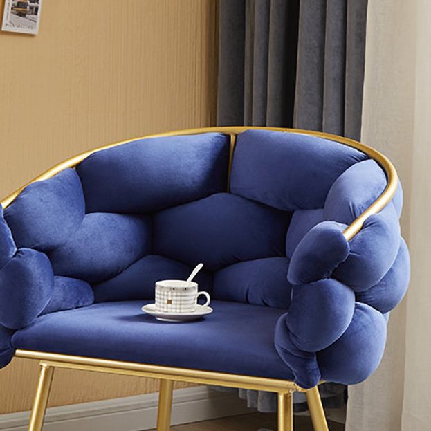 Scandinavische stijl armloze stoel stoere rug gestoffeerde eetkamerstoelen