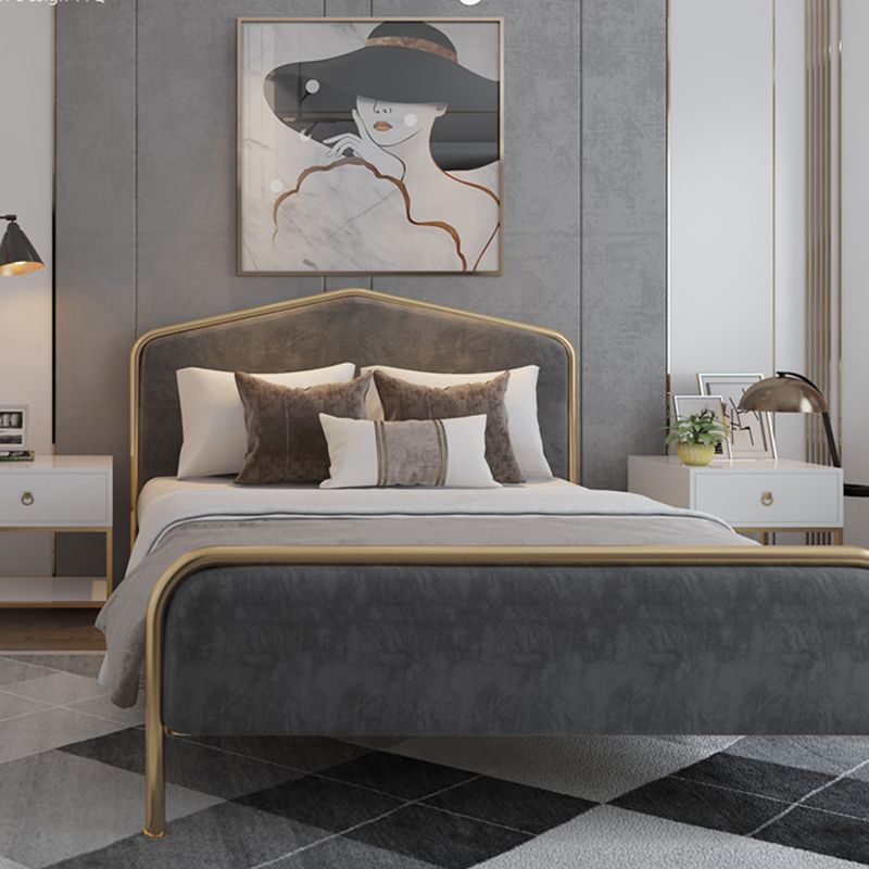 Lit rembourré en métal avec lit de tête de lit de camelback lit de profil bas