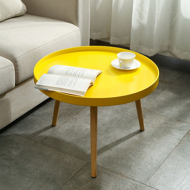 23,62 pollici largo il divano scandinavo Accento laterale tavolo in legno 3 gambe tavolo laterale rotondo