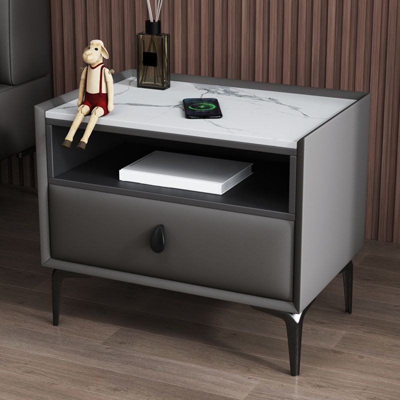 Nightstand HOP de 20 pouces moderne Horaire de rangement en pierre 1 Les jambes de tirage incluent la table de nuit
