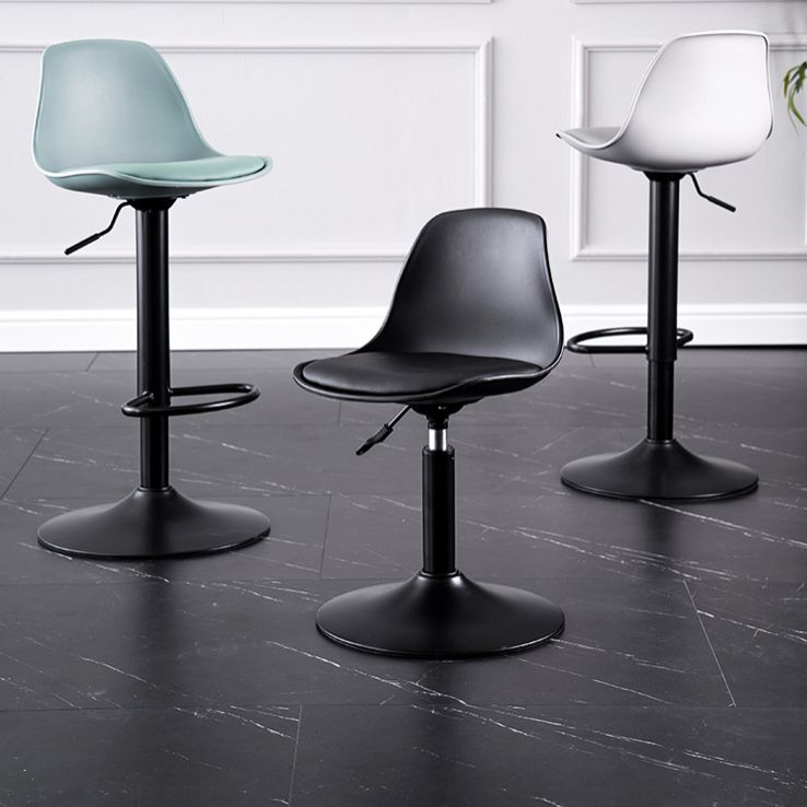 Contemporary Plastic Home Counter Stool Matte Finish Footrest Barstool Clearhalo 'Bar Furniture' 'Bar Stools' 'bar_stools' 'furn' 'furn_bar_stools' 'Furniture' 'furniture_bar_stools' 'Kitchen & Dining Furniture' 1200x1200_0a4e5f9f-4012-43c8-9693-a871cc3c9074