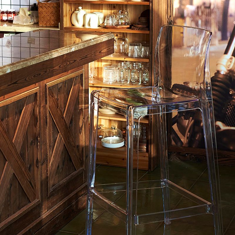 Sgabello da bar per interni in plastica di plastica contemporanea con poggiapiedi